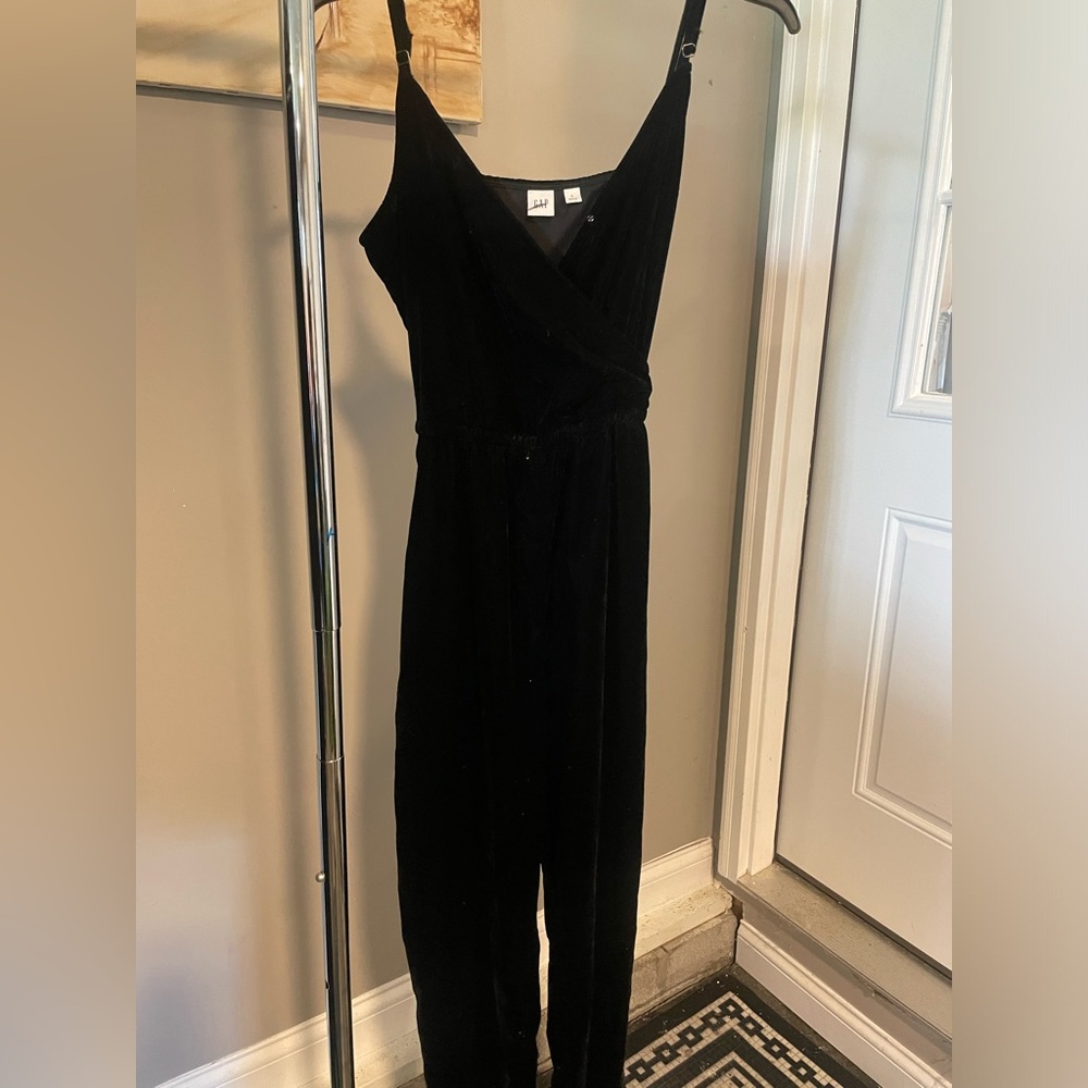 Long velvet jumpsuit